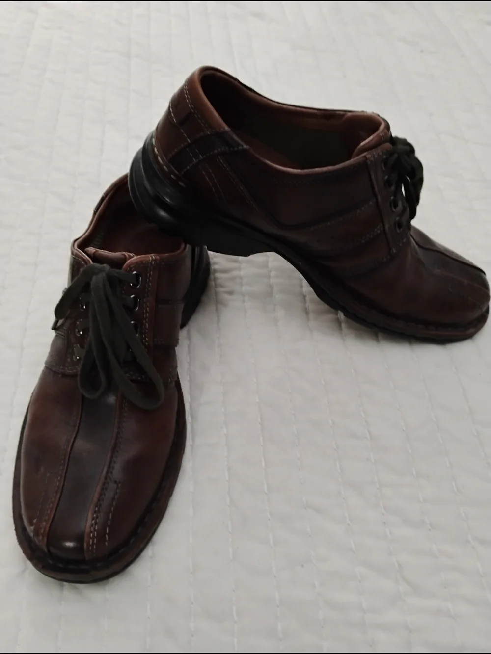 Clarks Brown Leather Lace-Up Derby Shoes